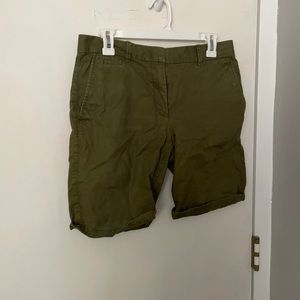 Green mid-length shorts